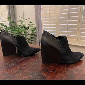 Vince Camuto wedges